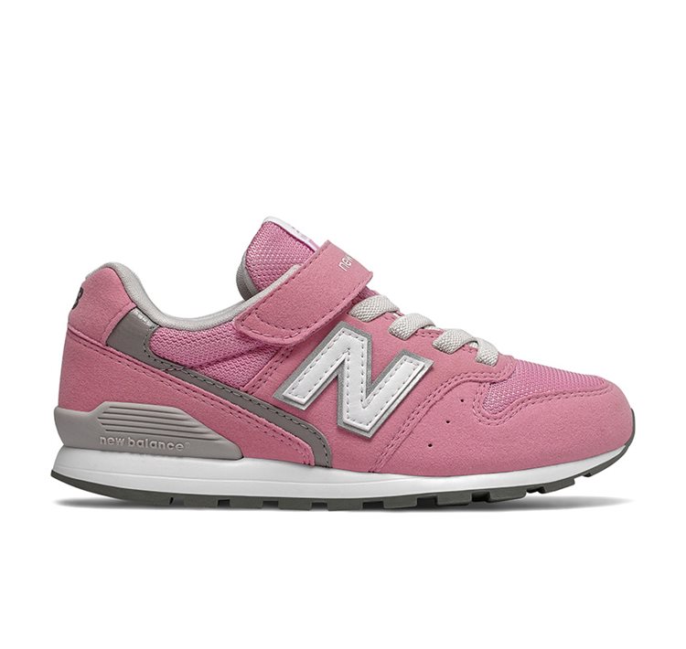 996