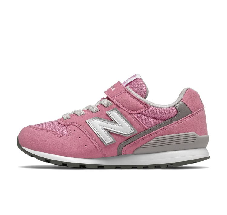 996