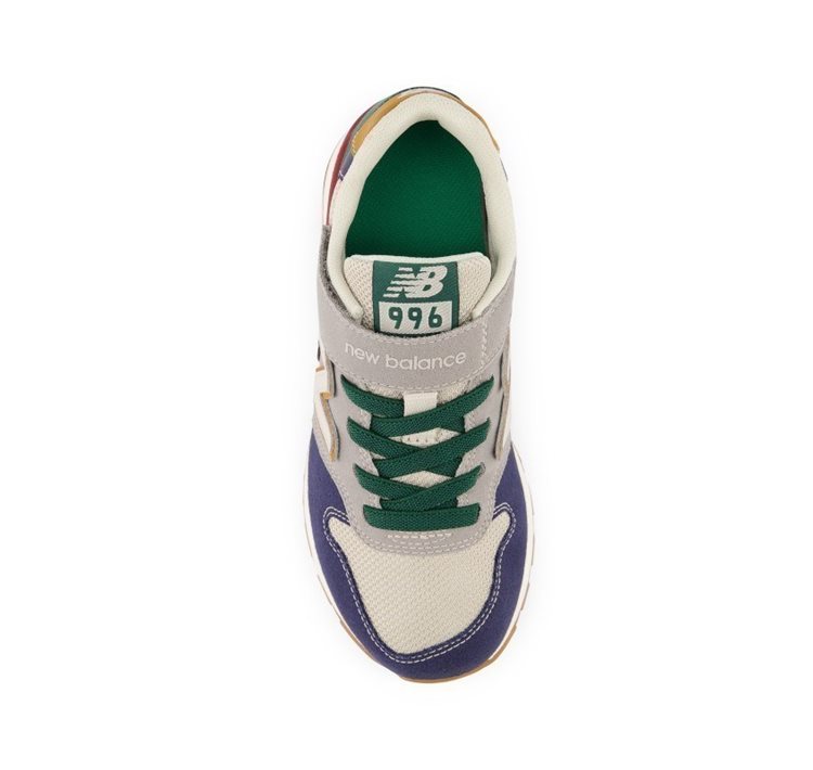 996