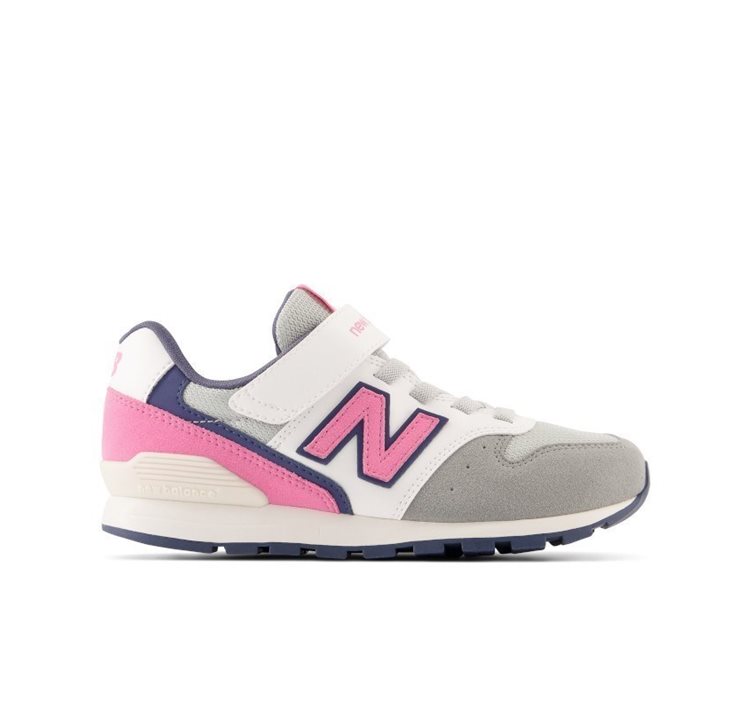 996