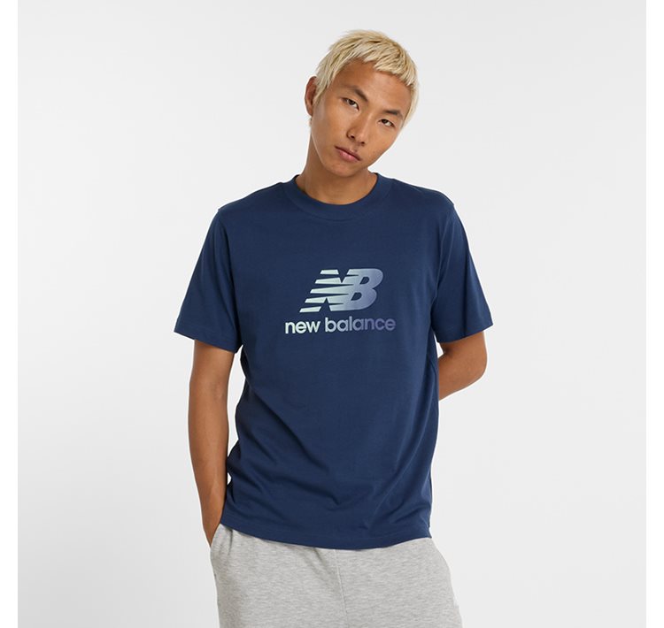 Sport Essentials Gredient Logo T-shirt