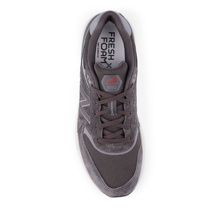 Fresh Foam Walking 880v7